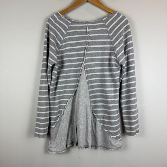 Soft Surroundings Sweatshirt Womens Medium Gray White Striped Casual Everyday - Picture 5 of 7